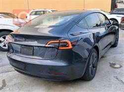 تسلا موديل 3